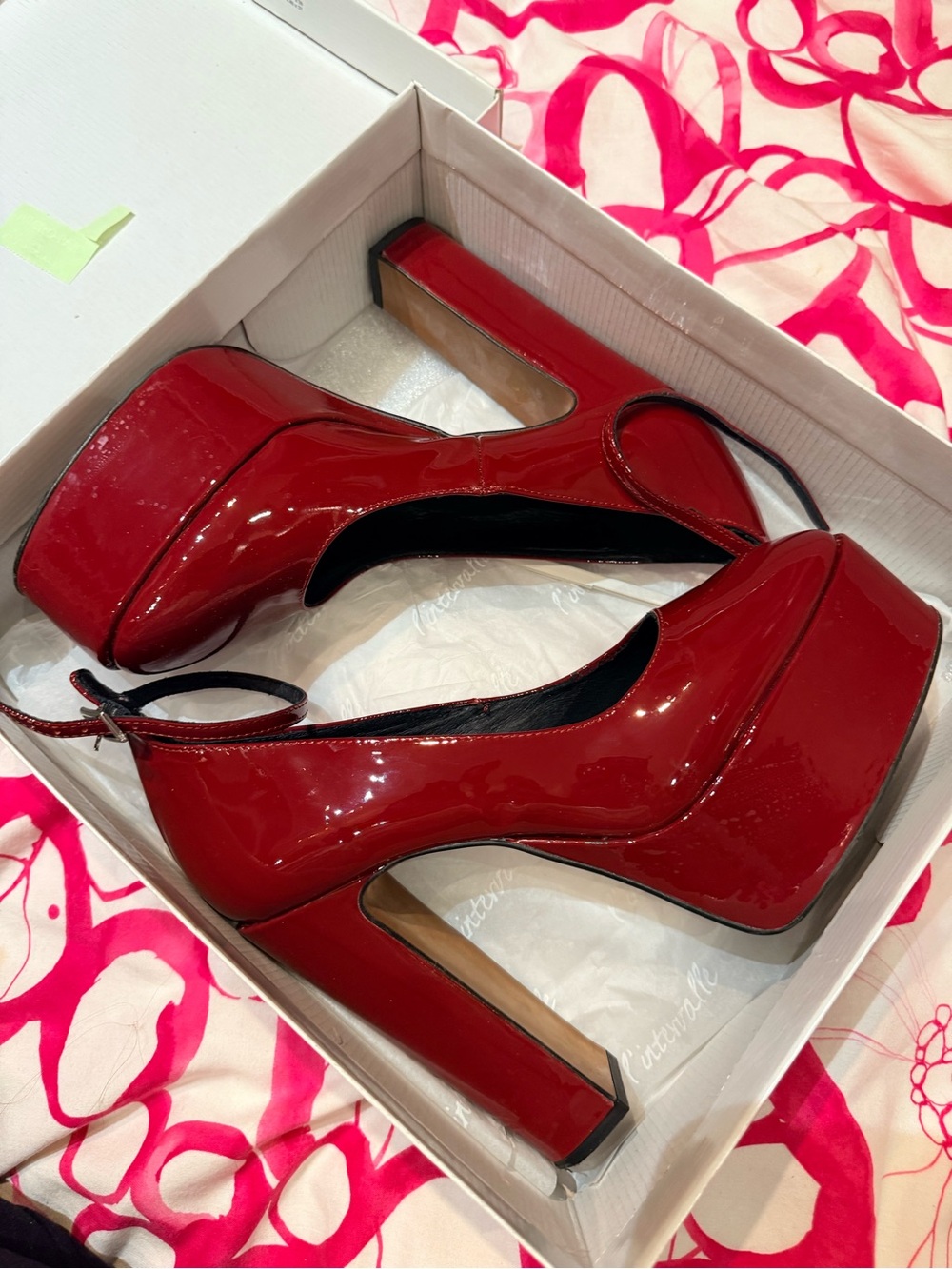 BURGUNDY PLATFORM MARY JANES size 40EU